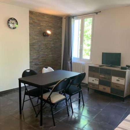 Appartement Centre Historique De Frejus - Face A La Mairie Extérieur photo